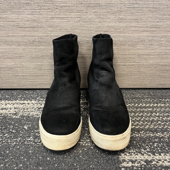 Steve Madden hidden wedge boots - Picture 2 of 4